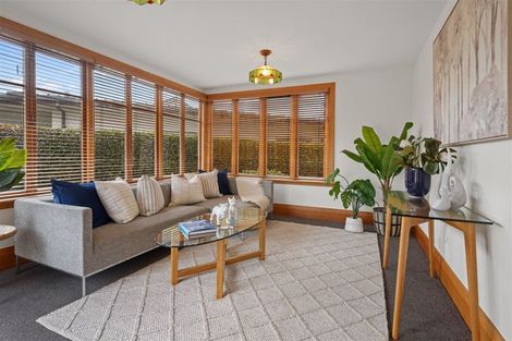 Photo of property in 1 Bradnor Road, Fendalton, Christchurch, 8052