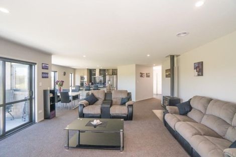 Photo of property in 272 Austin Road, Normanby, Hawera, 4673