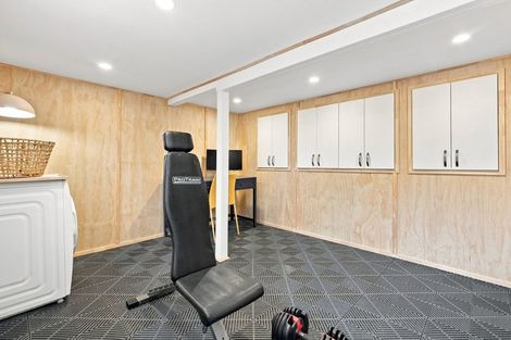 Photo of property in 1/77 Birkdale Road, Birkdale, Auckland, 0626