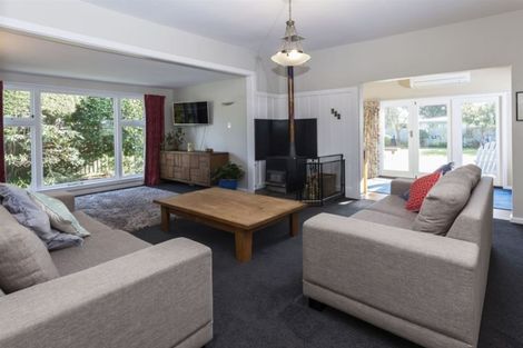 Photo of property in 73 Paparoa Street, Papanui, Christchurch, 8053