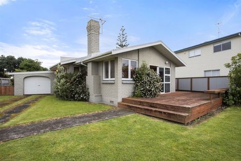 Photo of property in 12a Broadway Road, Waihi Beach, 3611