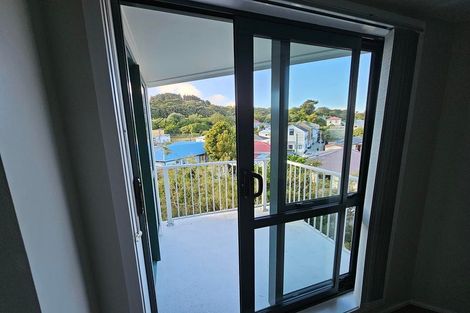 Photo of property in Palm Grove Apartments, 1/13c Palm Grove, Berhampore, Wellington, 6023