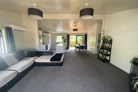 Photo of property in 18a Norana Road, Maoribank, Upper Hutt, 5018