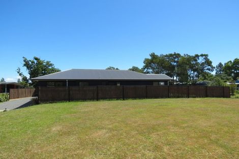 Photo of property in 19 Victoria Street, Coromandel, 3506