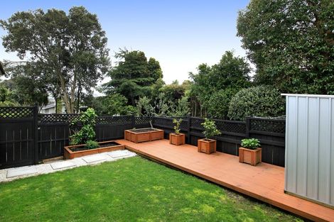 Photo of property in 2/244 Saint Heliers Bay Road, Saint Heliers, Auckland, 1071