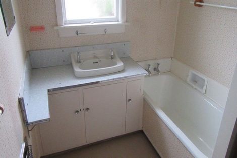 Photo of property in 22 Hughes Street, Waimate, 7924