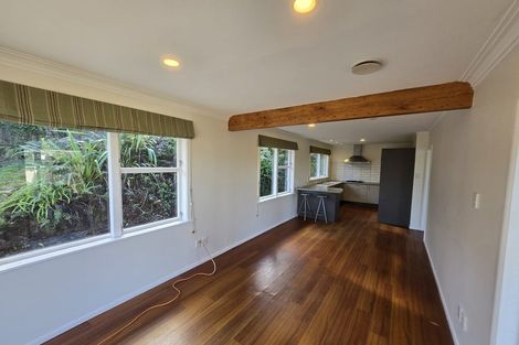 Photo of property in 94 Amapur Drive, Ngaio, Wellington, 6035