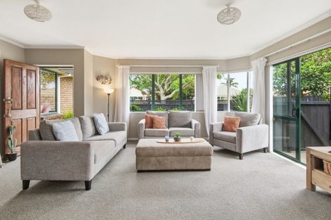 Photo of property in 52 Blake Boulevard, Papamoa Beach, Papamoa, 3118