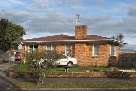 Photo of property in 33 Northolt Road, Fairview Downs, Hamilton, 3214