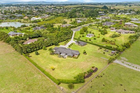 Photo of property in 17 Millbrook Drive, Waiuku, 2683