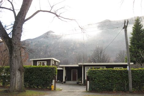 Photo of property in 71 Buckingham Street, Arrowtown, 9302
