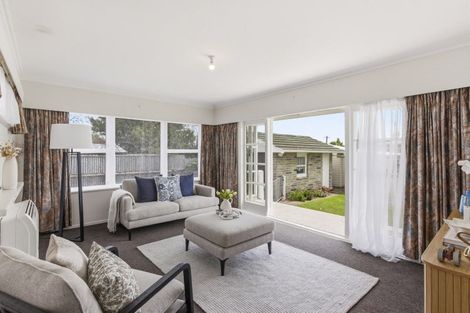 Photo of property in 3 Selwyn Street, Levin, 5510