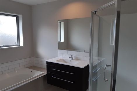 Photo of property in 3 Bradwell Crescent, Halswell, Christchurch, 8025