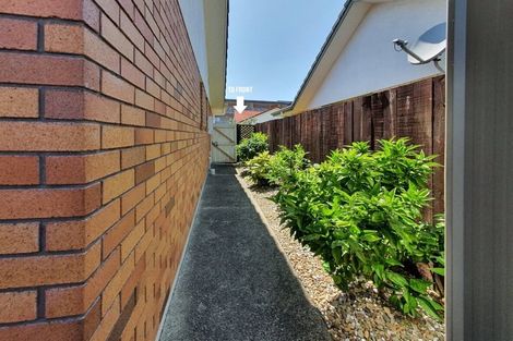 Photo of property in 3/262 Centreway Road, Orewa, 0931