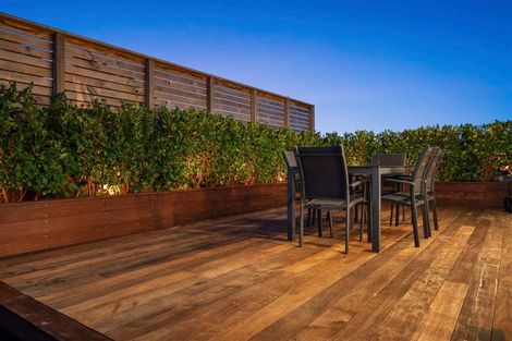 Photo of property in 43 Great West Road, Matipo Heights, Rotorua, 3015