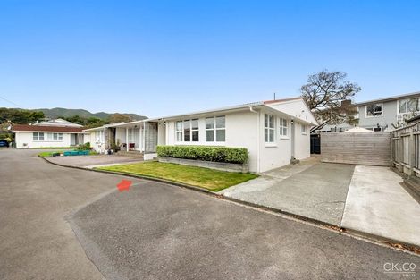 Photo of property in 1a Saulbrey Grove, Woburn, Lower Hutt, 5010