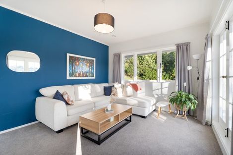 Photo of property in 8 Sheridan Terrace, Johnsonville, Wellington, 6037