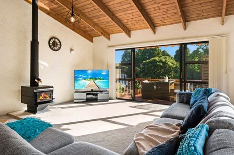 Photo of property in 16 Stredwick Drive, Torbay, Auckland, 0630