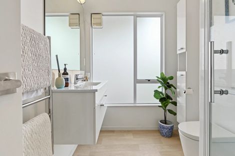 Photo of property in 1/27 Berwick Place, Mount Maunganui, 3116