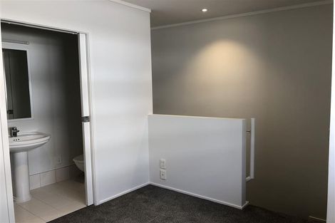 Photo of property in 3a/30 Westward Ho, Glen Eden, Auckland, 0602