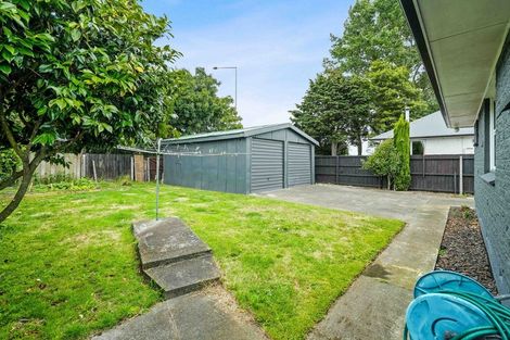 Photo of property in 25 Camelia Place, Islington, Christchurch, 8042