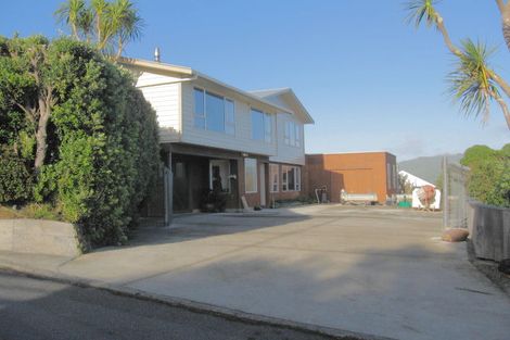 Photo of property in 10 Rothwell Street, Titahi Bay, Porirua, 5022