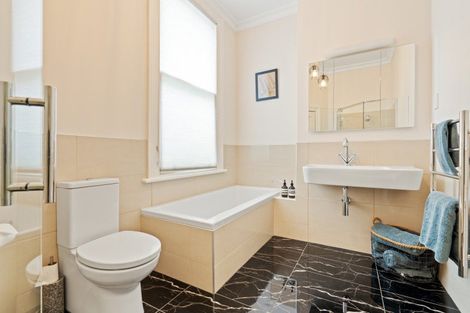 Photo of property in 32 Erin Street, Roslyn, Dunedin, 9010