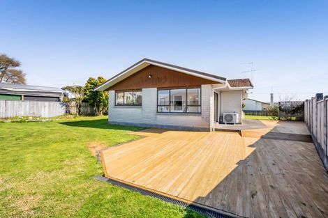Photo of property in 323 Mangorei Road, Merrilands, New Plymouth, 4312