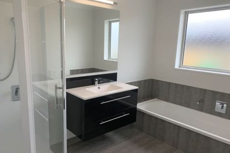 Photo of property in 16 Loxley Place, Lincoln, 7608