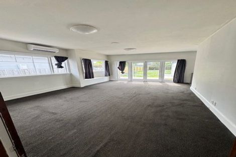 Photo of property in 55 Rhona Street, Linwood, Christchurch, 8062