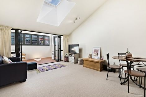 Photo of property in Courtenay Mews Apartments, 18/14 Alpha Street, Te Aro, Wellington, 6011