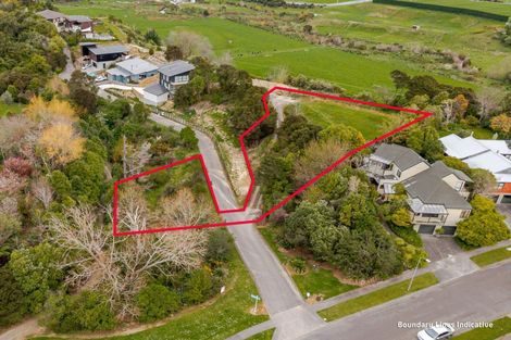 Photo of property in 2 Three Paddock Lane, Fitzherbert, Palmerston North, 4410