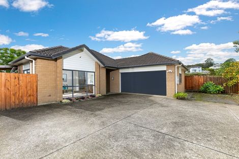 Photo of property in 48 Huntington Park Drive, Greenhithe, Auckland, 0632