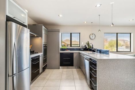 Photo of property in 71 Aston Drive, Waimairi Beach, Christchurch, 8083