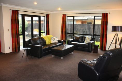 Photo of property in 17 Cairnbrae Drive, Prebbleton, 7604