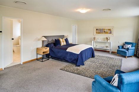 Photo of property in 8 Saint Andrews Grove, Boulcott, Lower Hutt, 5010