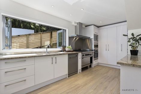 Photo of property in 13 Miha Road, Titirangi, Auckland, 0604