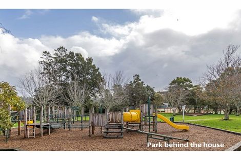 Photo of property in 2/26 Elliott Avenue, Bayview, Auckland, 0629