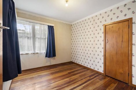 Photo of property in 135 Forrest Hill Road, Forrest Hill, Auckland, 0620