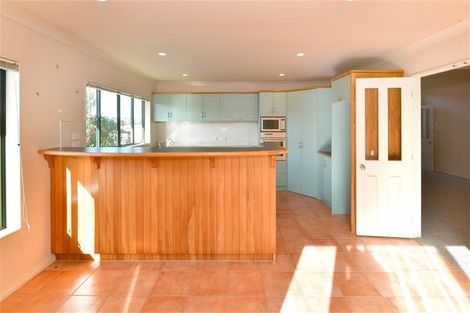 Photo of property in 8 Kath Hopper Drive, Orewa, 0931