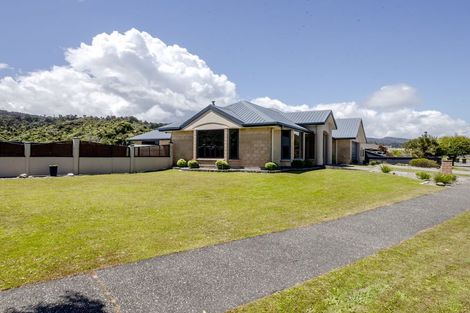 Photo of property in 9 Westvale Drive, Greymouth, 7805