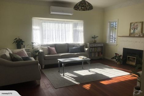 Photo of property in 33 Kiwi Street, Alicetown, Lower Hutt, 5010