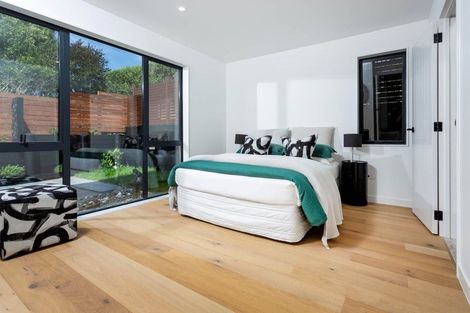 Photo of property in 3b Serrata Place, Browns Bay, Auckland, 0630