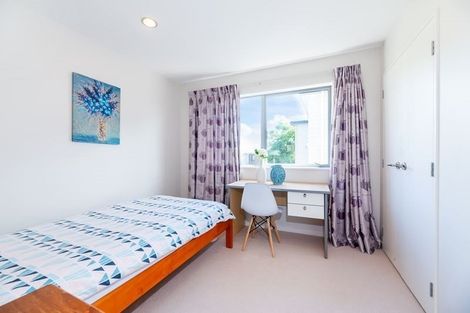 Photo of property in 38a Mark Edward Drive, Half Moon Bay, Auckland, 2012