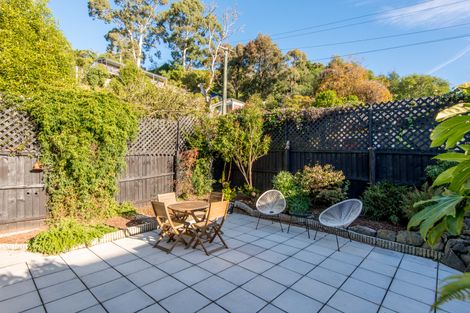 Photo of property in 2/37 Augusta Street, Redcliffs, Christchurch, 8081