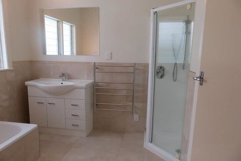 Photo of property in 99 Havelock Road, Havelock North, 4130