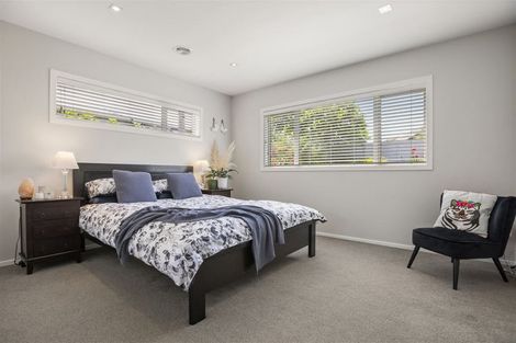 Photo of property in 26 Roseberry Avenue, Birkenhead, Auckland, 0626