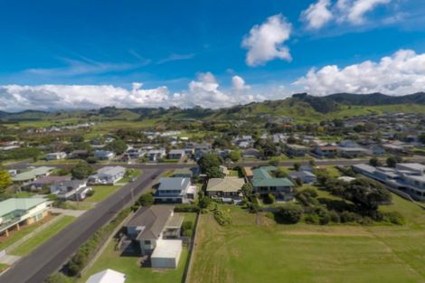 Photo of property in 21 Dillon Street, Waihi Beach, 3611