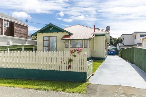 Photo of property in 23 Caledonia Street, Miramar, Wellington, 6022