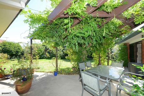 Photo of property in 25d Ramore Place, Redwood, Christchurch, 8051